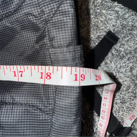 Thule EnRoute Escort 2 Daypack 27L Backpack SafeZone 15.6\